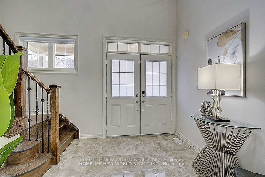 2497 Bandsman Crescent