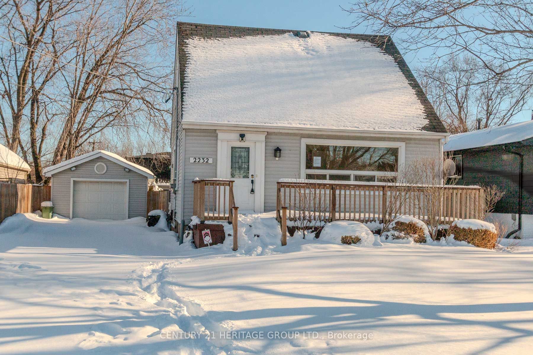 2232 Queensway Drive