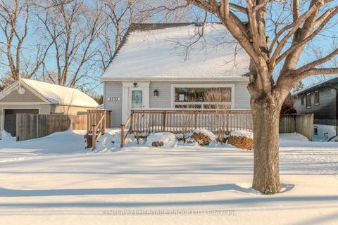 2232 Queensway Drive Burlington ON L7R 3T1