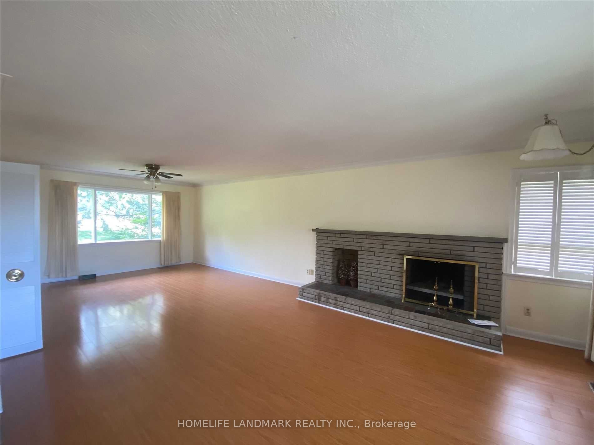 21 Grandview Boulevard