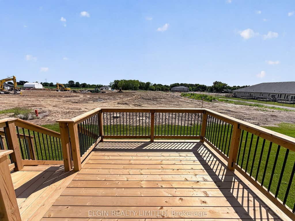 Photo of 72 Woodcock Drive, Tillsonburg, ON N4G 0L9 (MLS # X13603430)