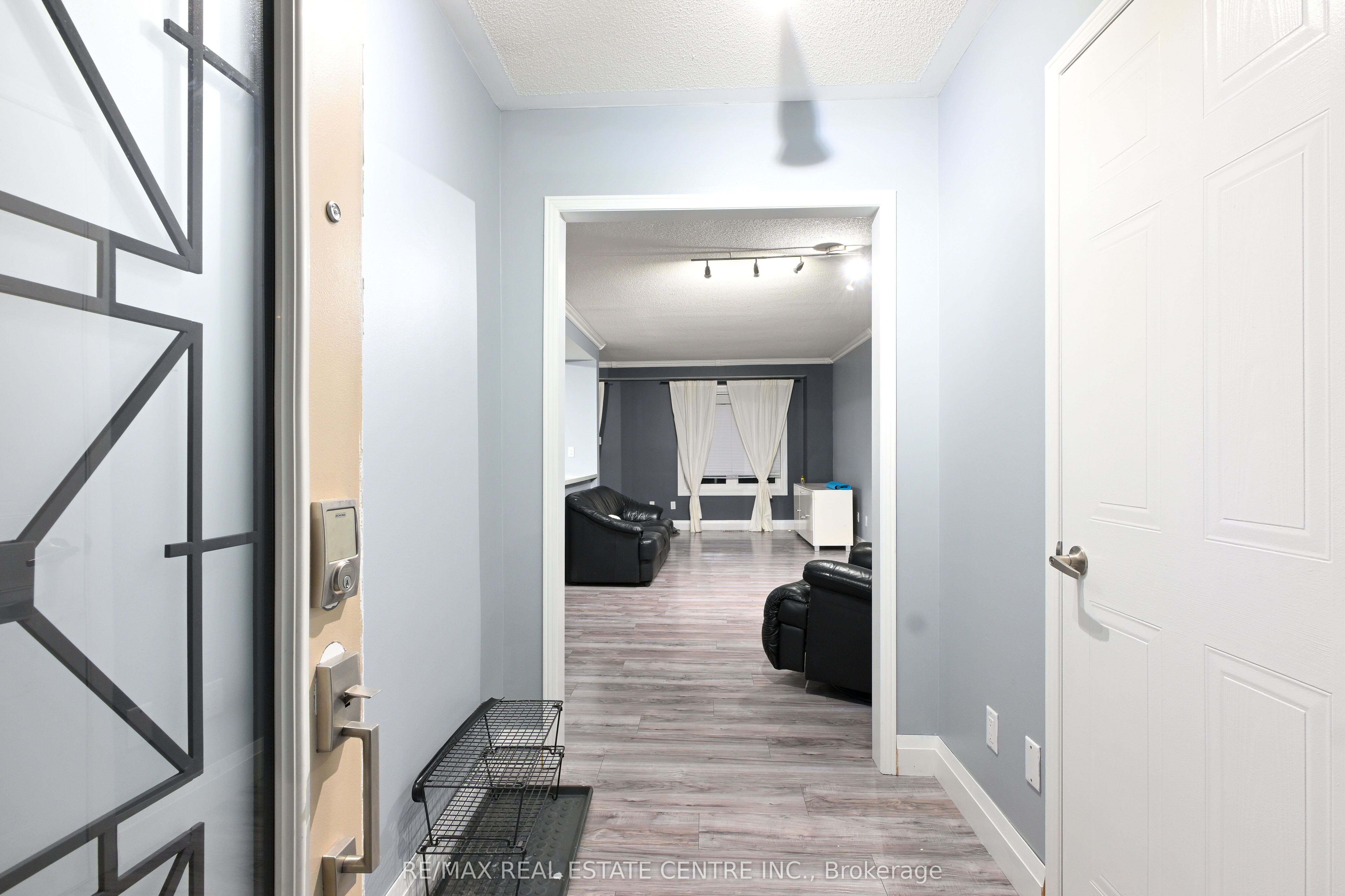 1484 Torrington Drive 51