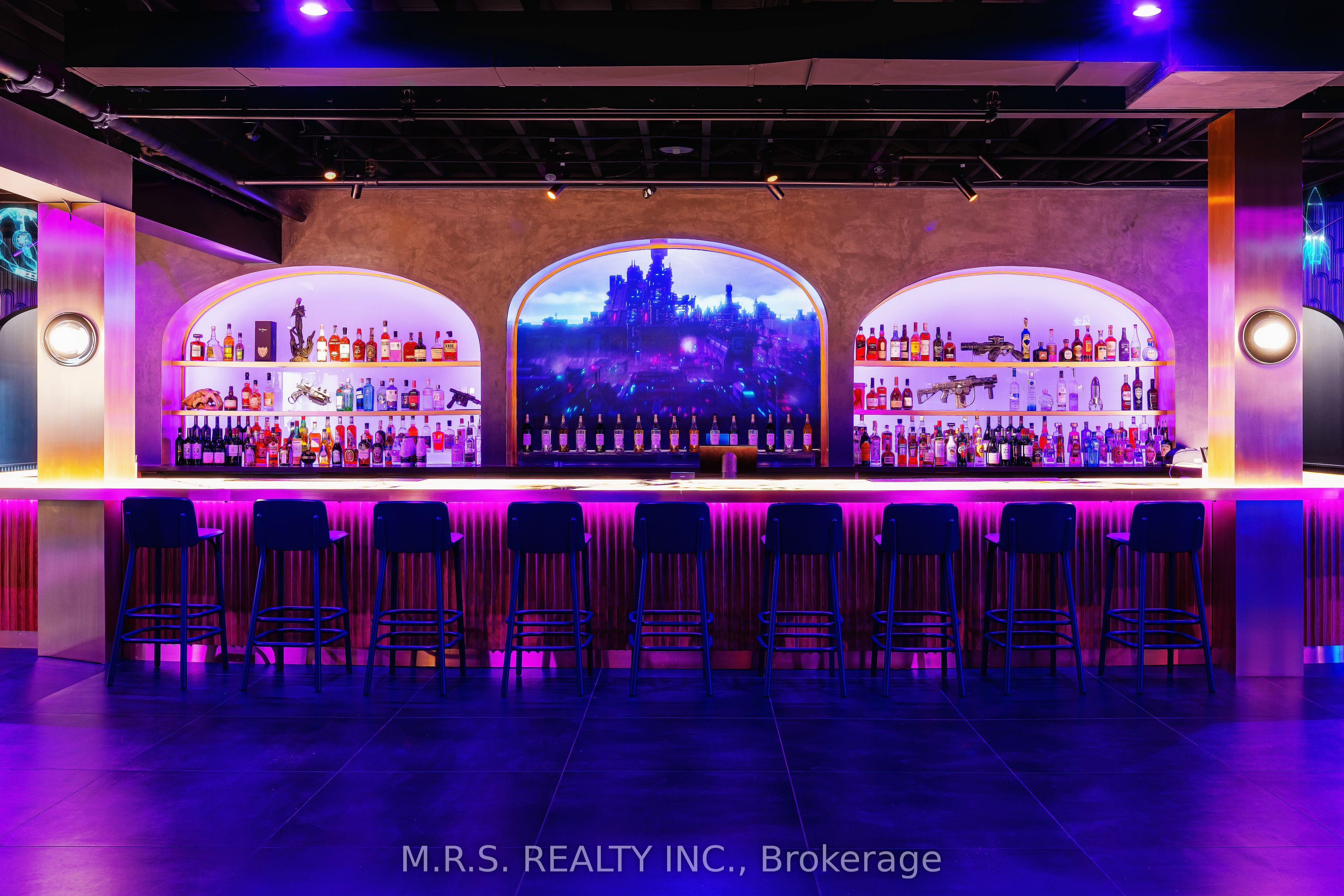 739 Queen Street W 2nd Floor