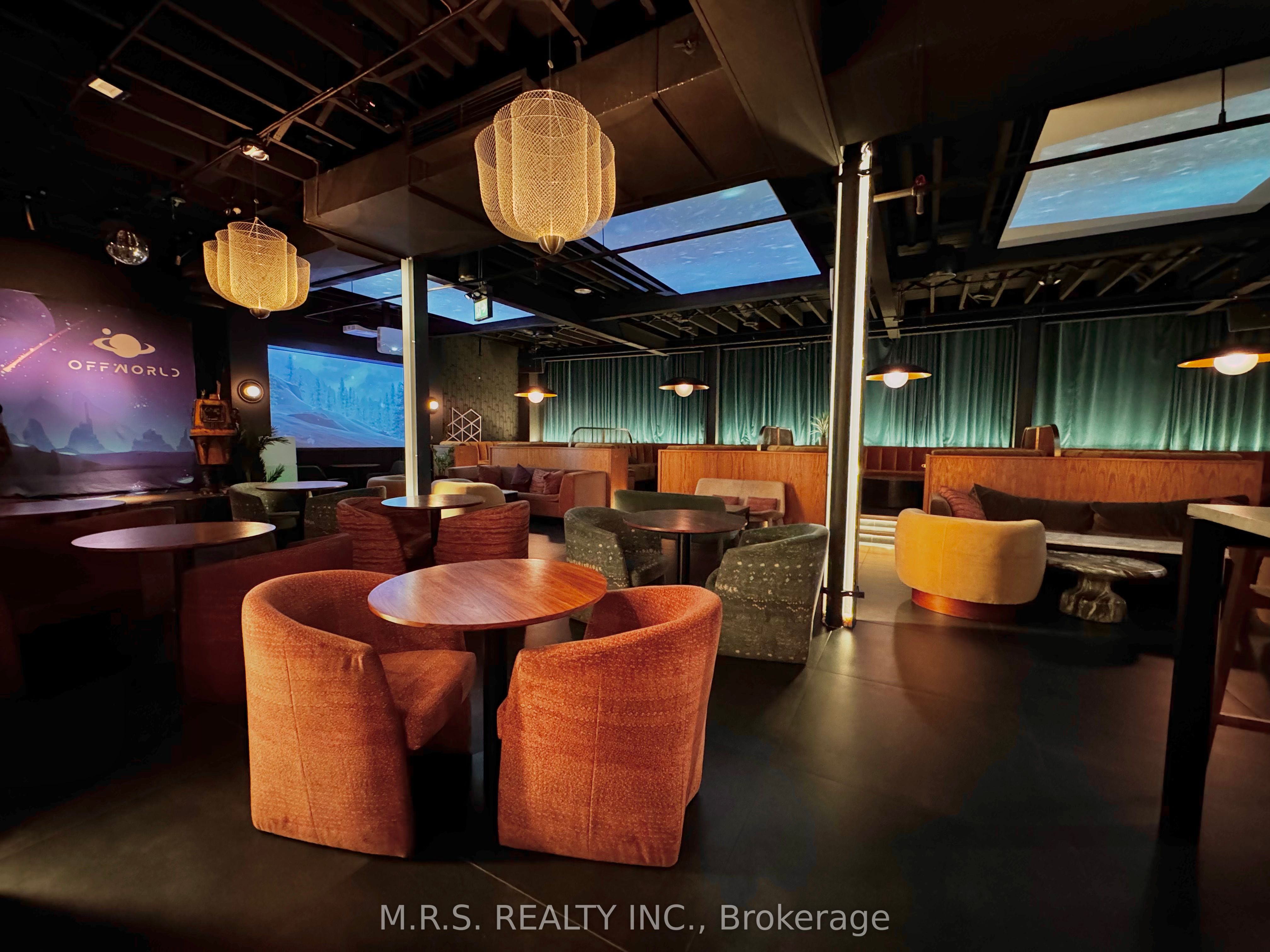 739 Queen Street W 2nd Floor