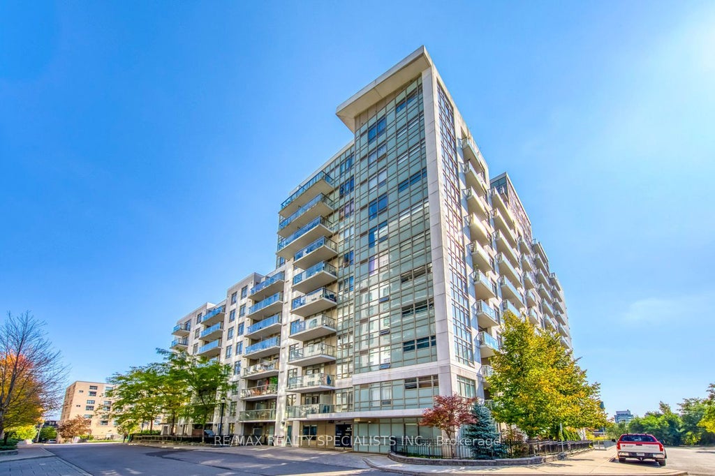 Photo of 812 Landsdowne Avenue #103, Toronto, ON M6H 4K5 (MLS # W14034140)