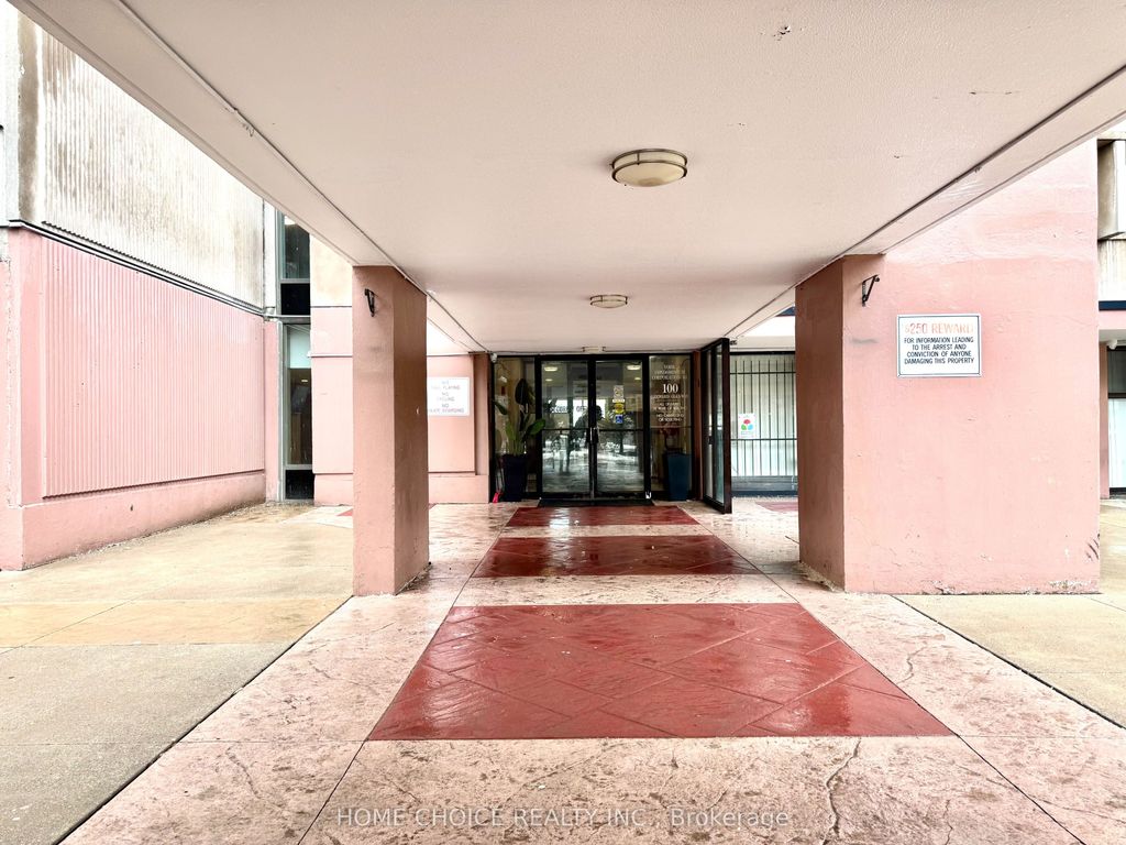 Photo of 100 Leeward Glenway #404, Toronto, ON M3C 2Z1 (MLS # C12865158)