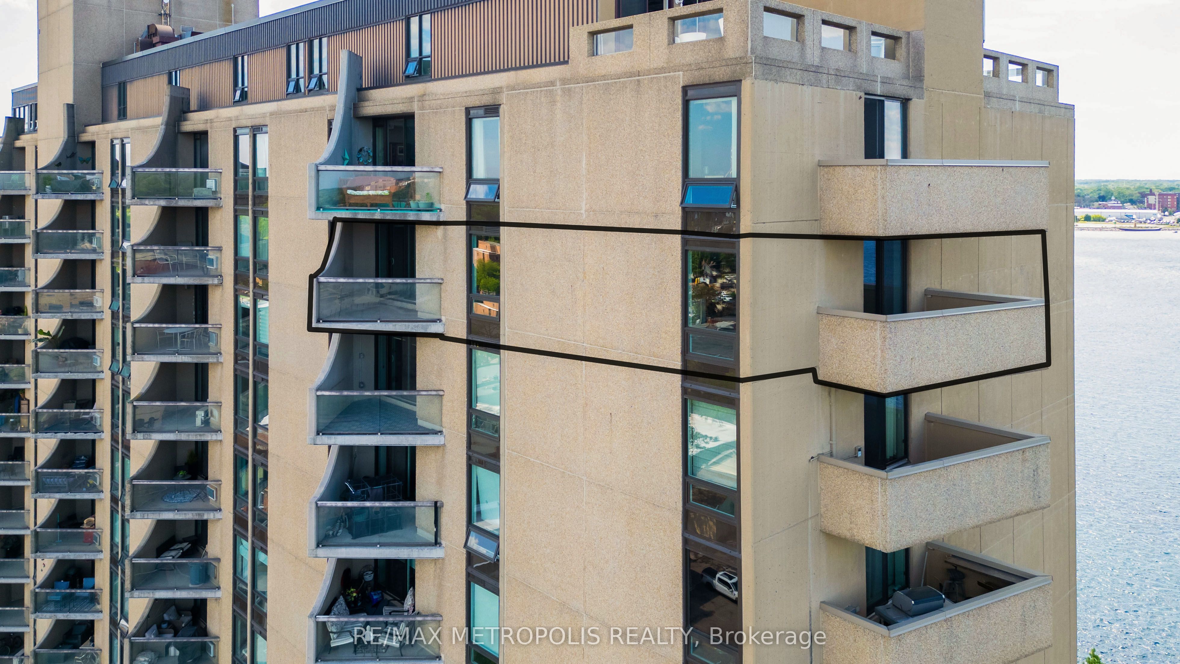 155 Front Street N 1408