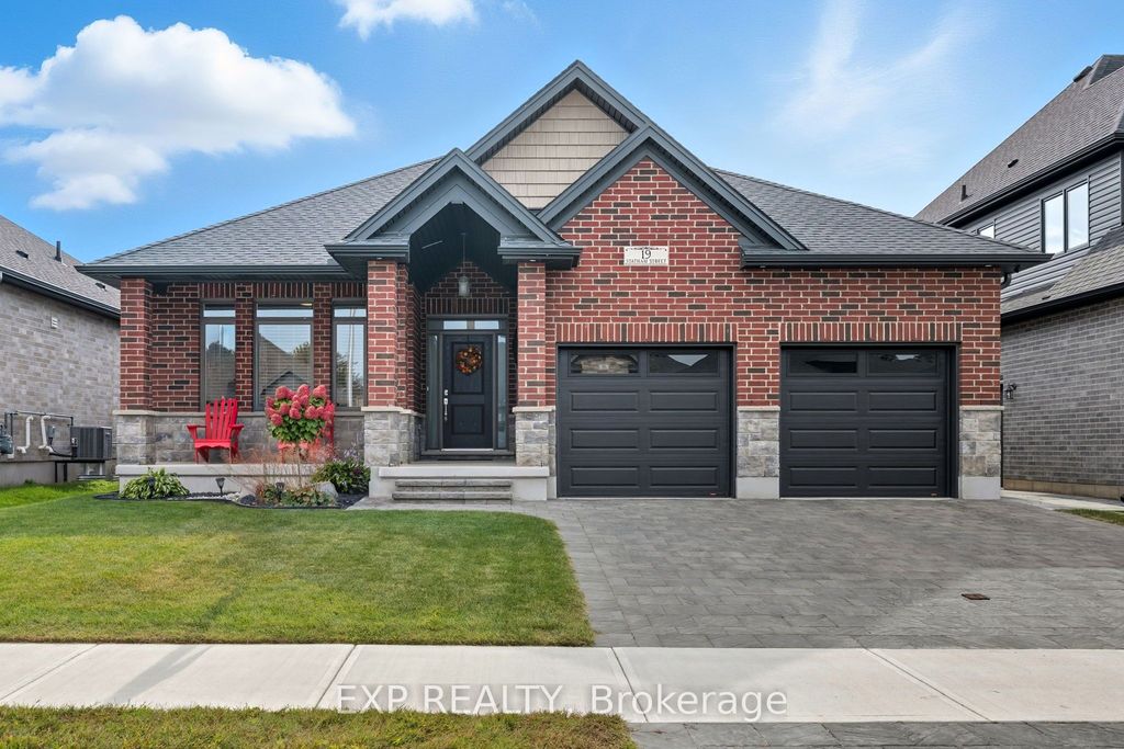 Photo of 19 Statham Street, Strathroy-Caradoc, ON N7G 0G2 (MLS # X12645452)