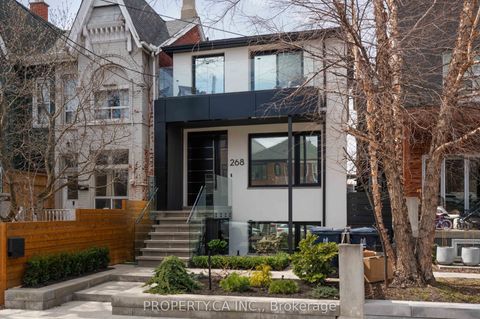 268 Euclid Avenue Toronto ON M6J 2K2