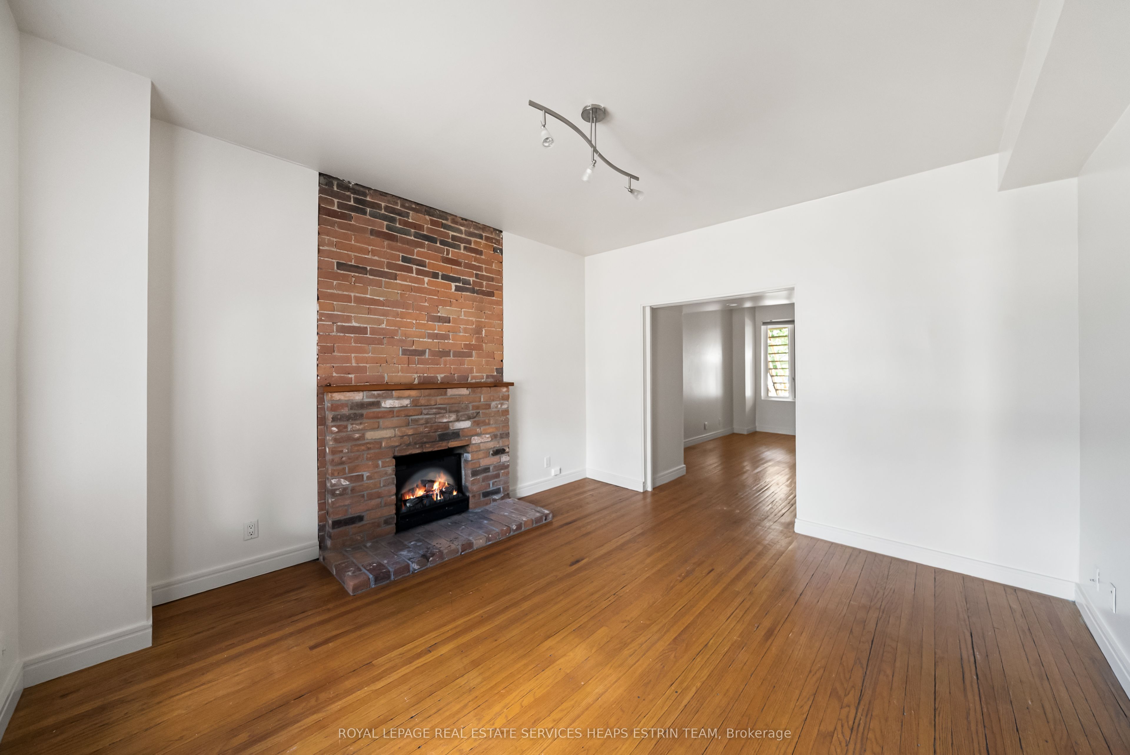 300 Woodbine Avenue