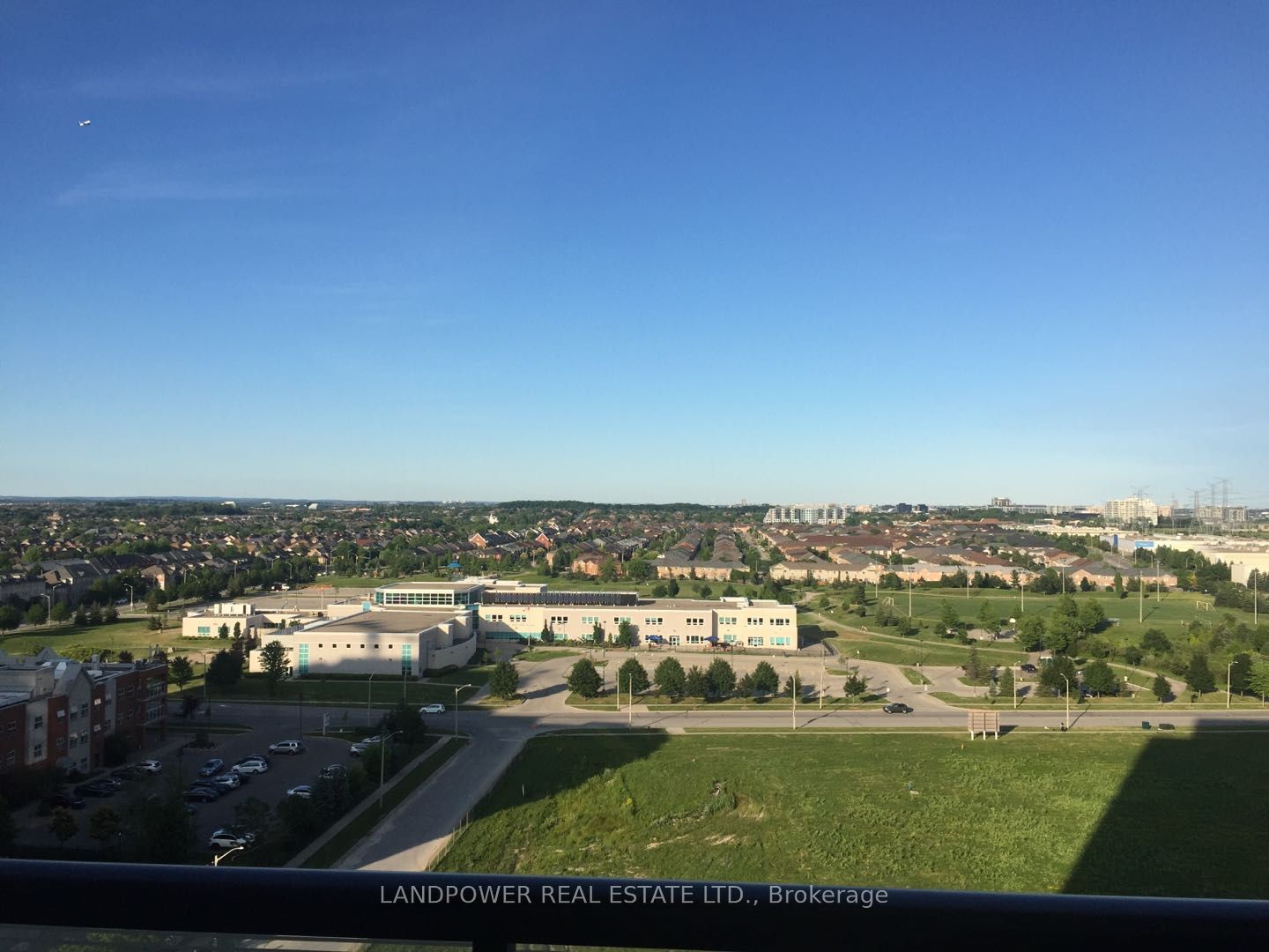 65 Oneida Crescent 1201