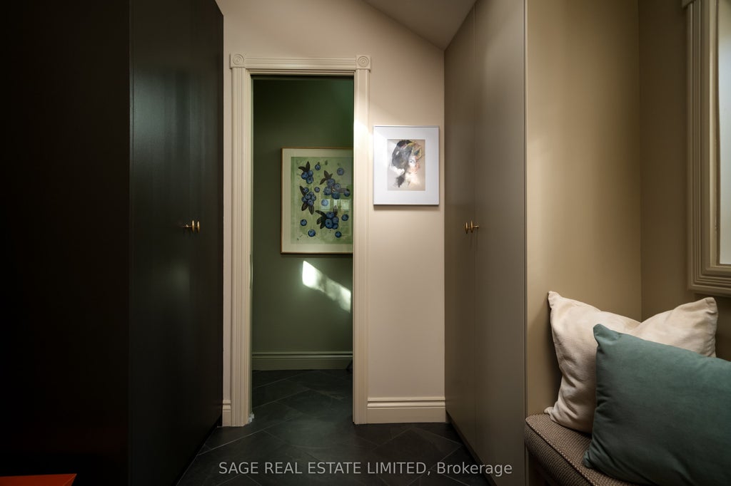 Photo of 27 Callender Street, Toronto, ON M6R 2H2 (MLS # W13813086)