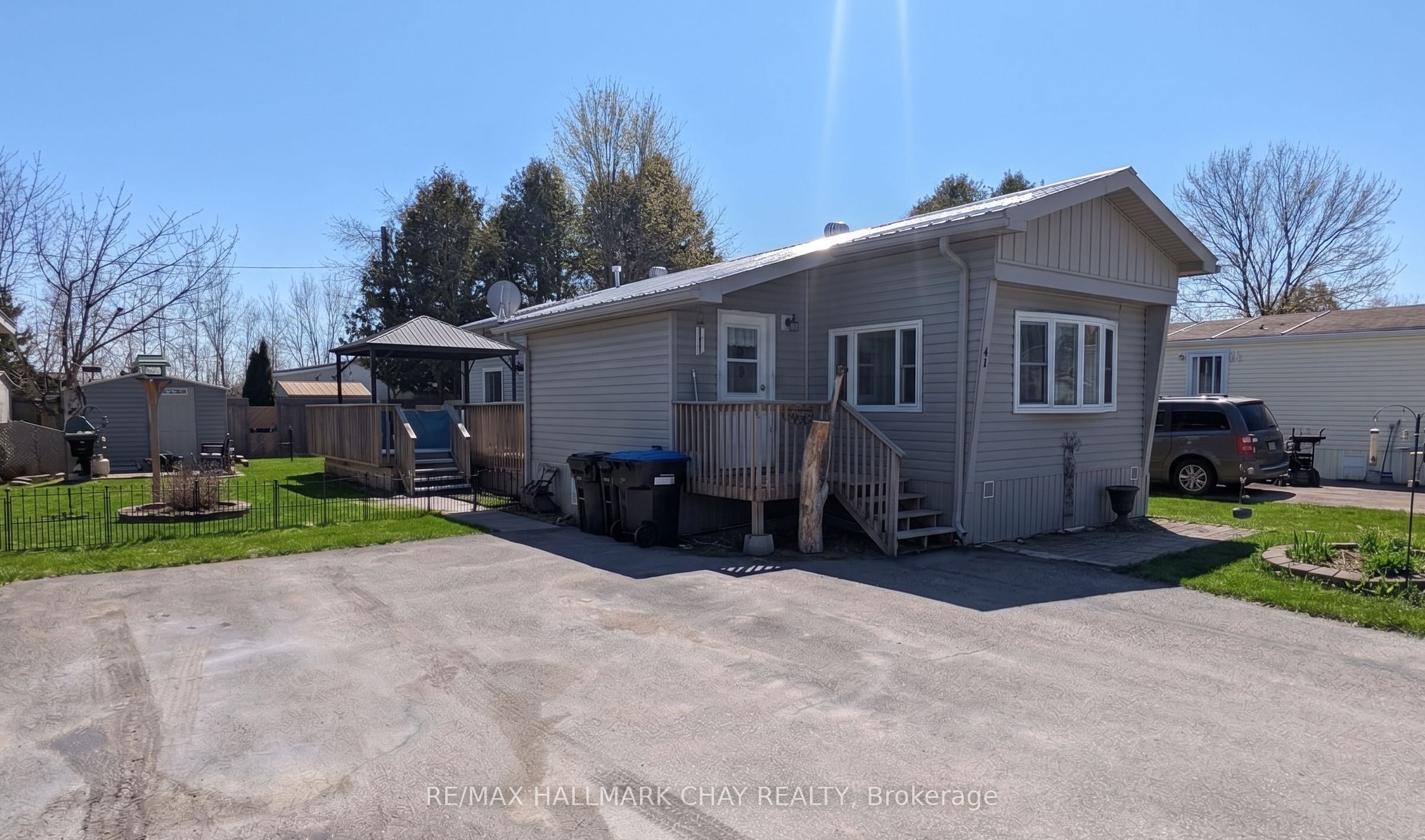 Photo 1 of 14 — 4976 25th Side Road 42, Essa, ON L0L 1N0