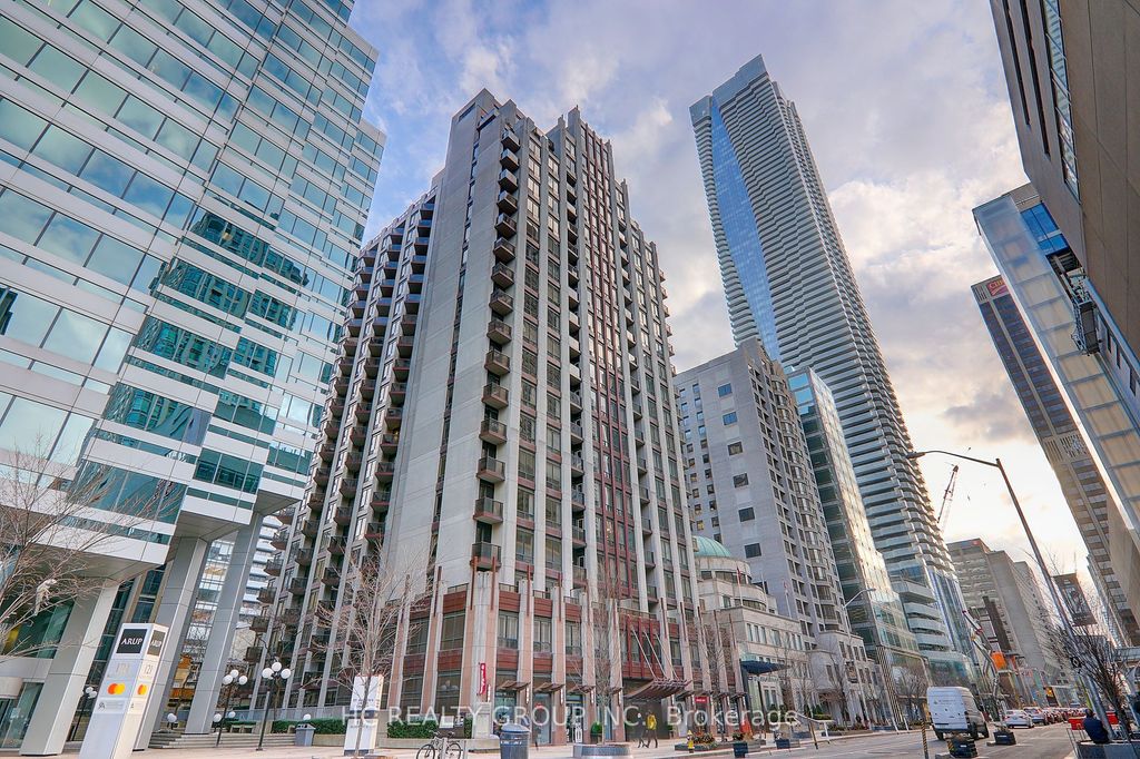 Photo of 85 Bloor Street E #412, Toronto, ON M4W 3Y1 (MLS # C12396125)