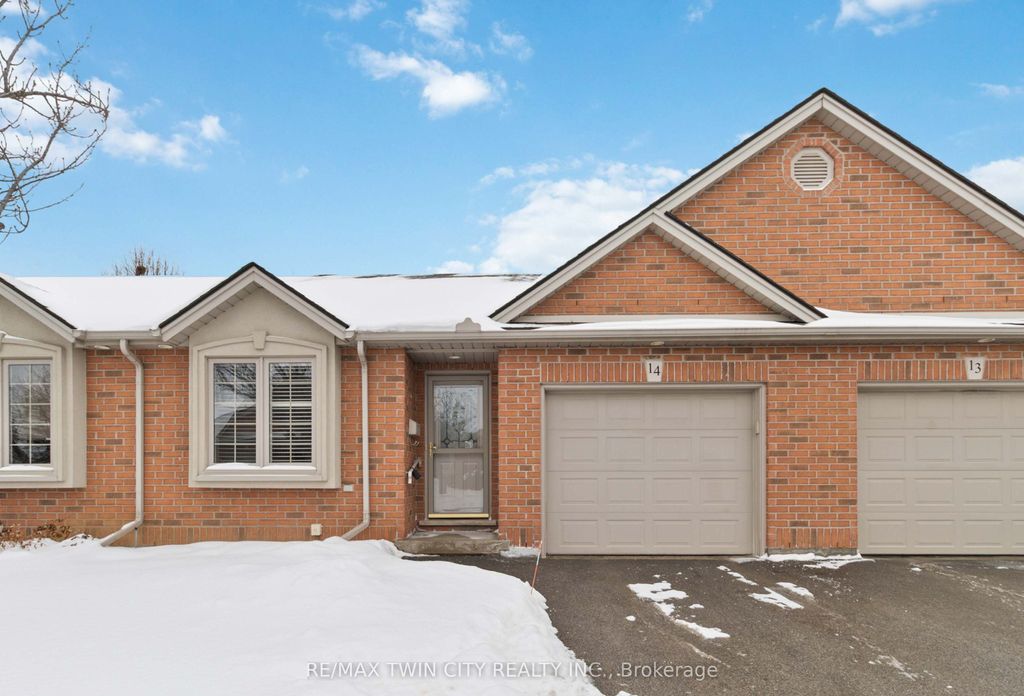 Photo of 15 Cobden Court #14, Brantford, ON N3R 8B7 (MLS # X12760350)