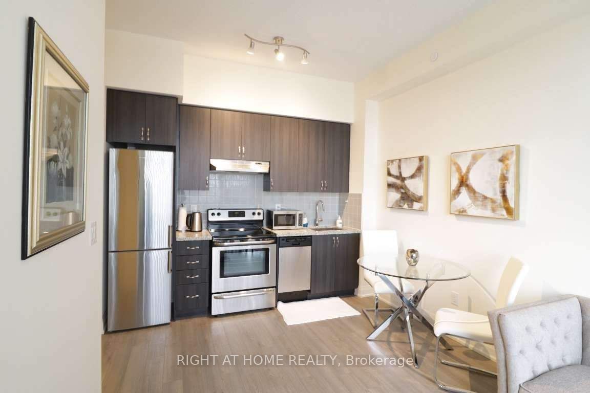 8763 Bayview Avenue 317