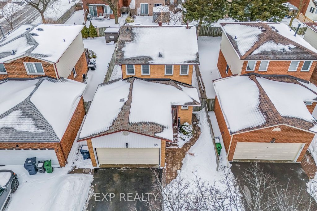 Photo of 29 Golders Green Avenue, Toronto, ON M1C 3N5 (MLS # E12806596)