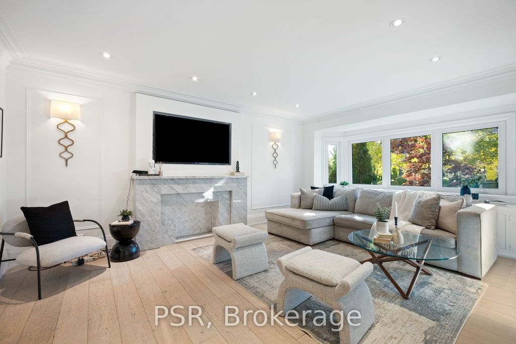 Photo of 7 Glenarden Road, Toronto, ON M6C 3J8 (MLS # C12435668)