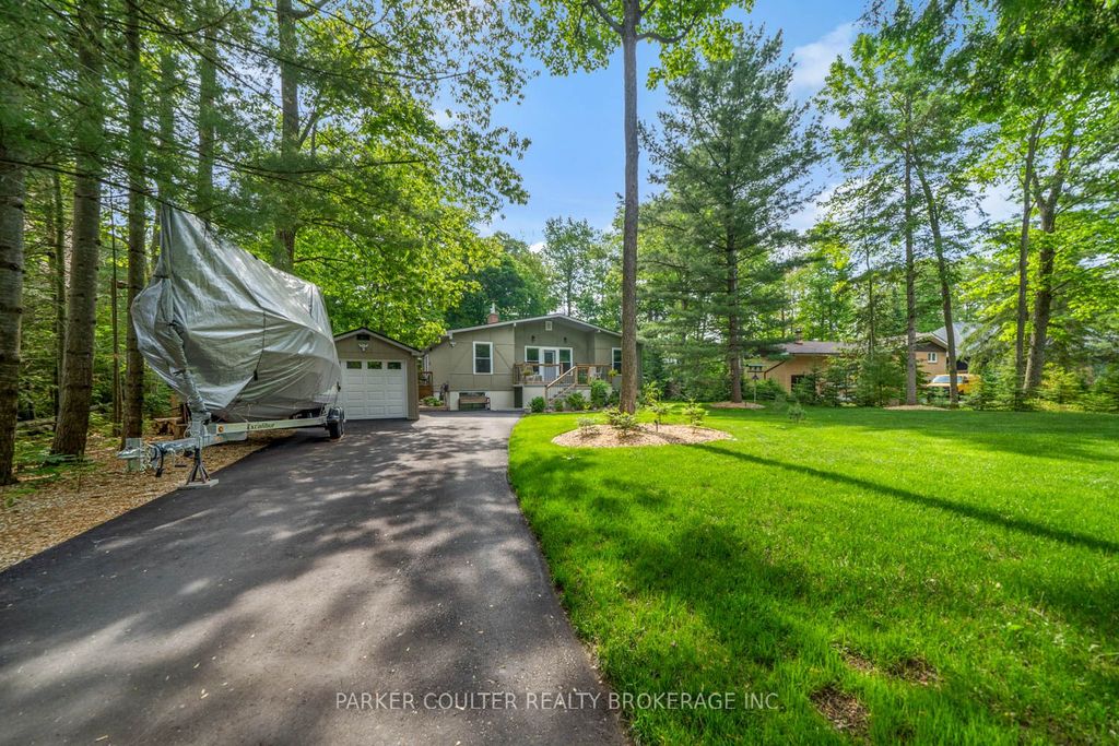 Photo of 11 Duquette Court, Tiny, ON L9M 0H3 (MLS # S12705038)