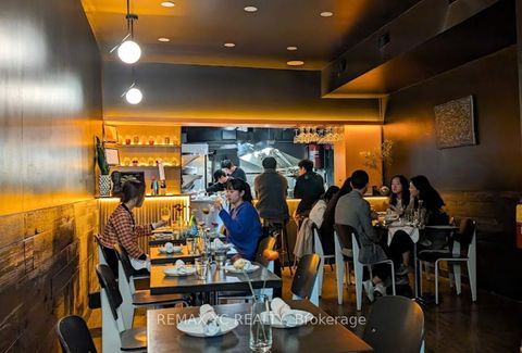 646 Queen Street W Toronto ON M6J 1E4