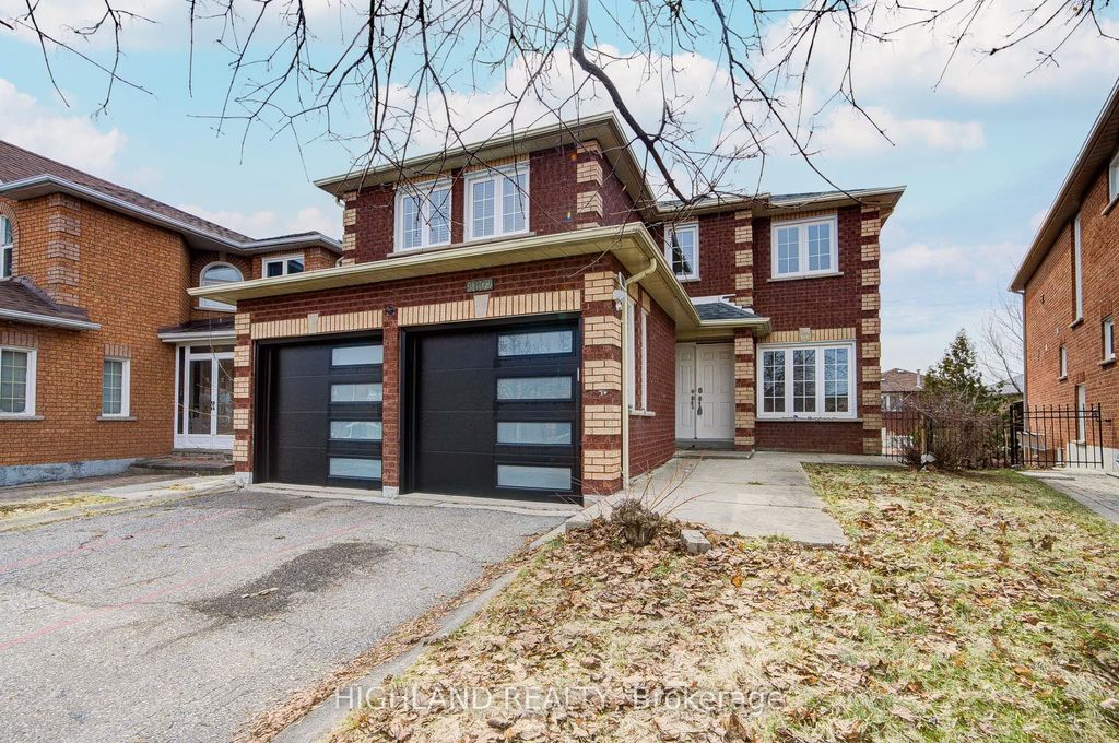 Photo of 4802 Wild Rose Street, Mississauga, ON L5M 5M7 (MLS # W13019666)