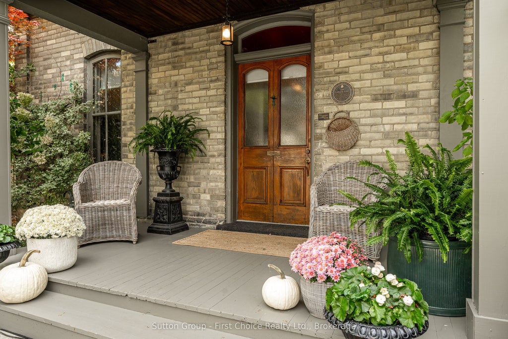 Photo of 109 Cobourg Street, Stratford, ON N5A 3E7 (MLS # X14114792)