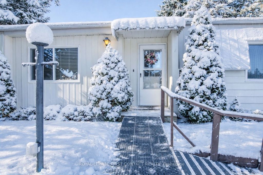 Photo of 2 Norris Arm N/A, Innisfil, ON L9S 1N6 (MLS # N12689260)