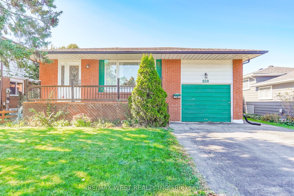 Photo of 218 Quetico Avenue, Oshawa, ON L1J 1G1 (MLS # E14032372)