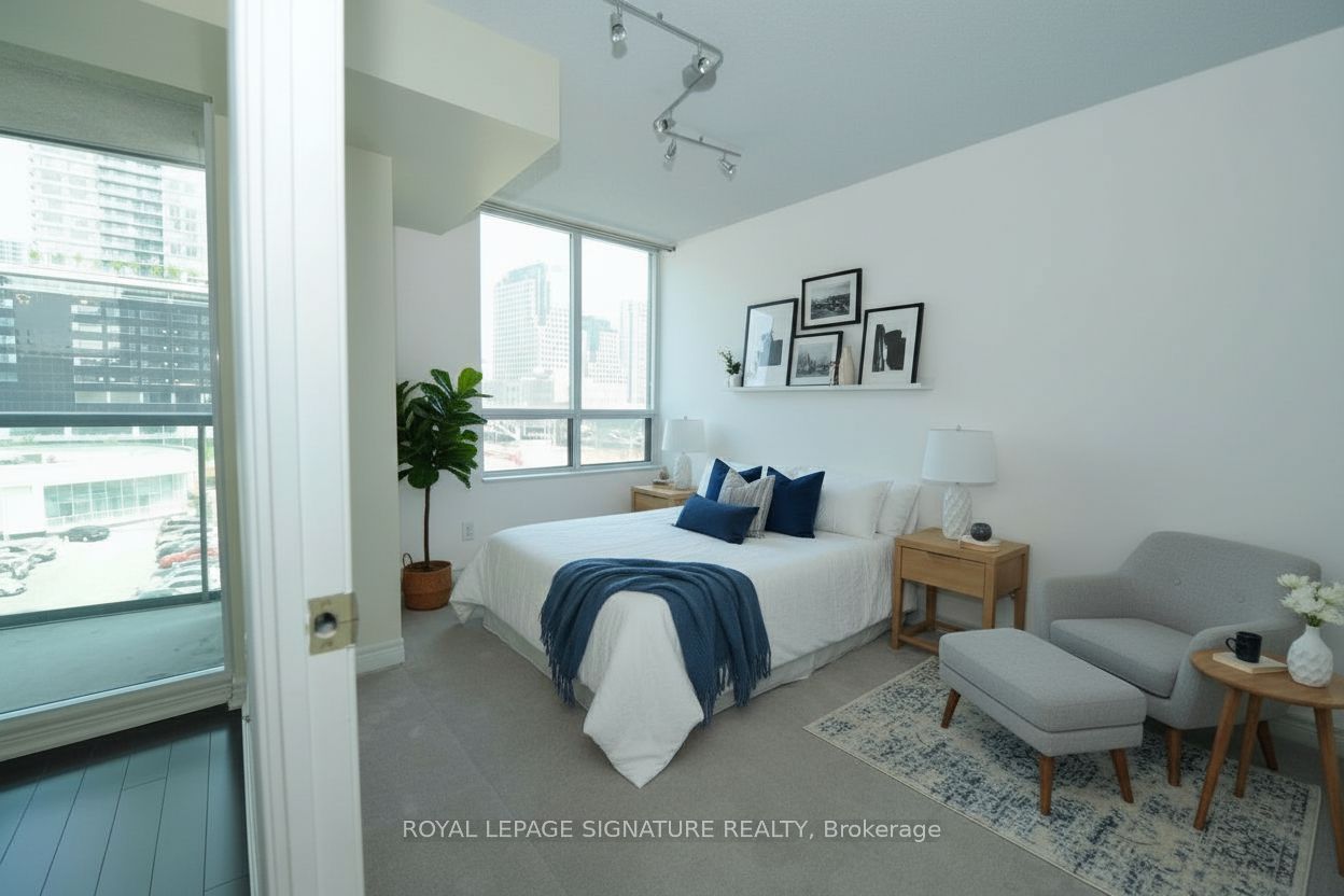 30 Grand Trunk Crescent 509