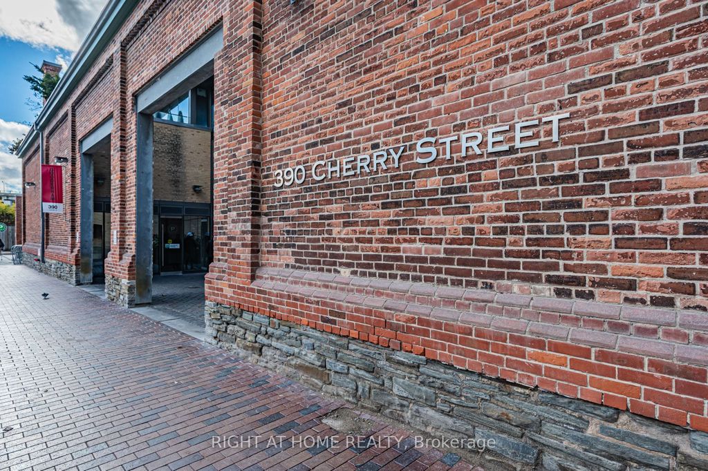 Photo of 390 Cherry Street #2404, Toronto, ON M3B 0A7 (MLS # C12527970)