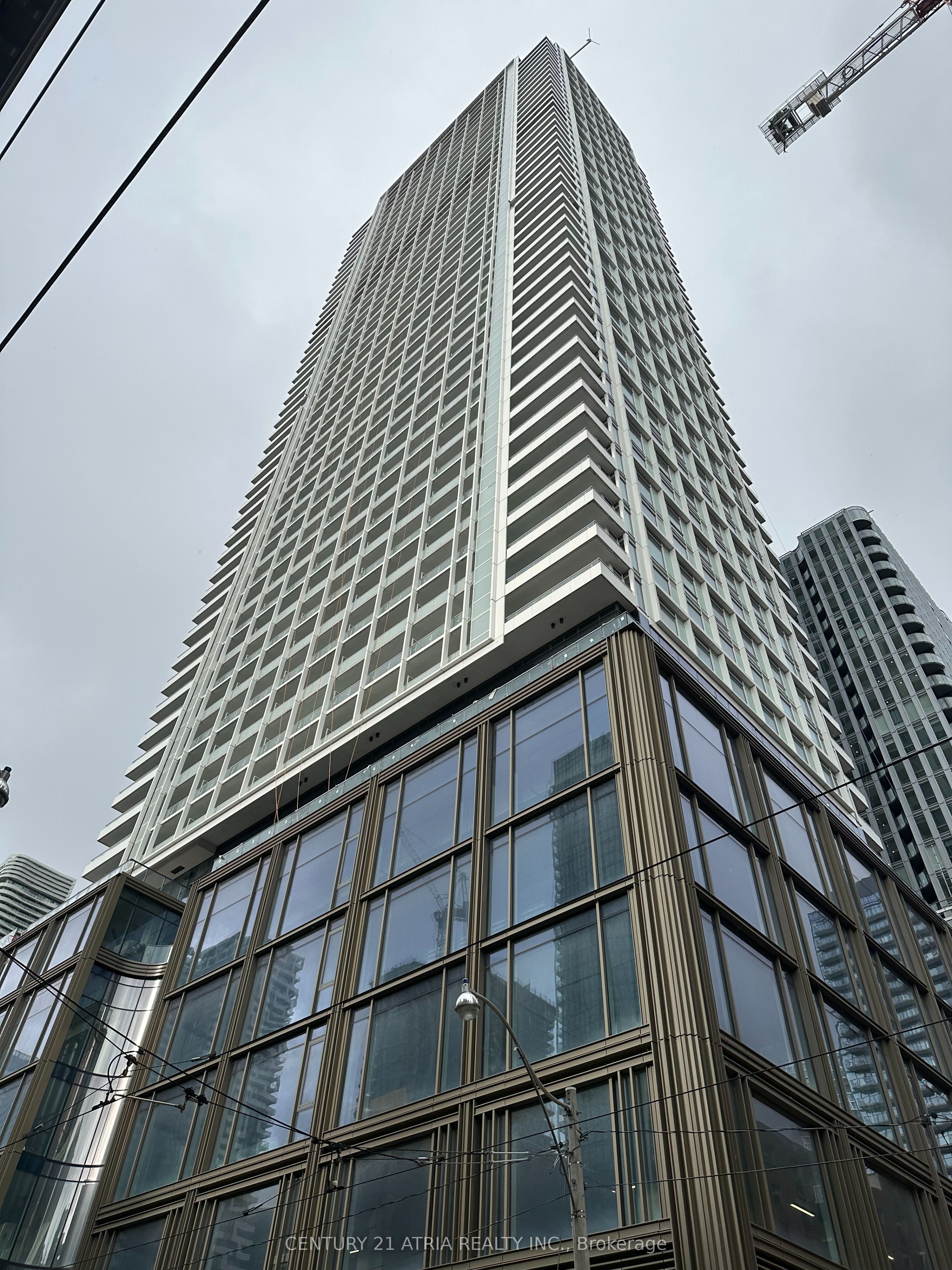 Photo 1 of 13 — 88 Queen Street E 2906, Toronto, ON M5C 0B6