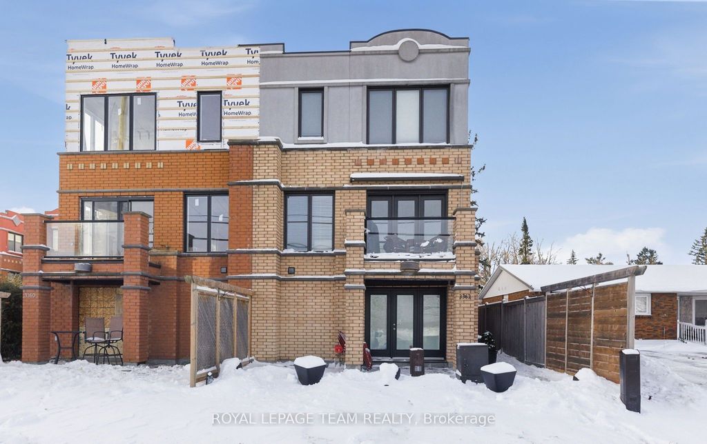 Photo of 3362 Carling Avenue, Crystal Bay - Rocky Point - Bayshore, ON K2H 0A7 (MLS # X12631570)