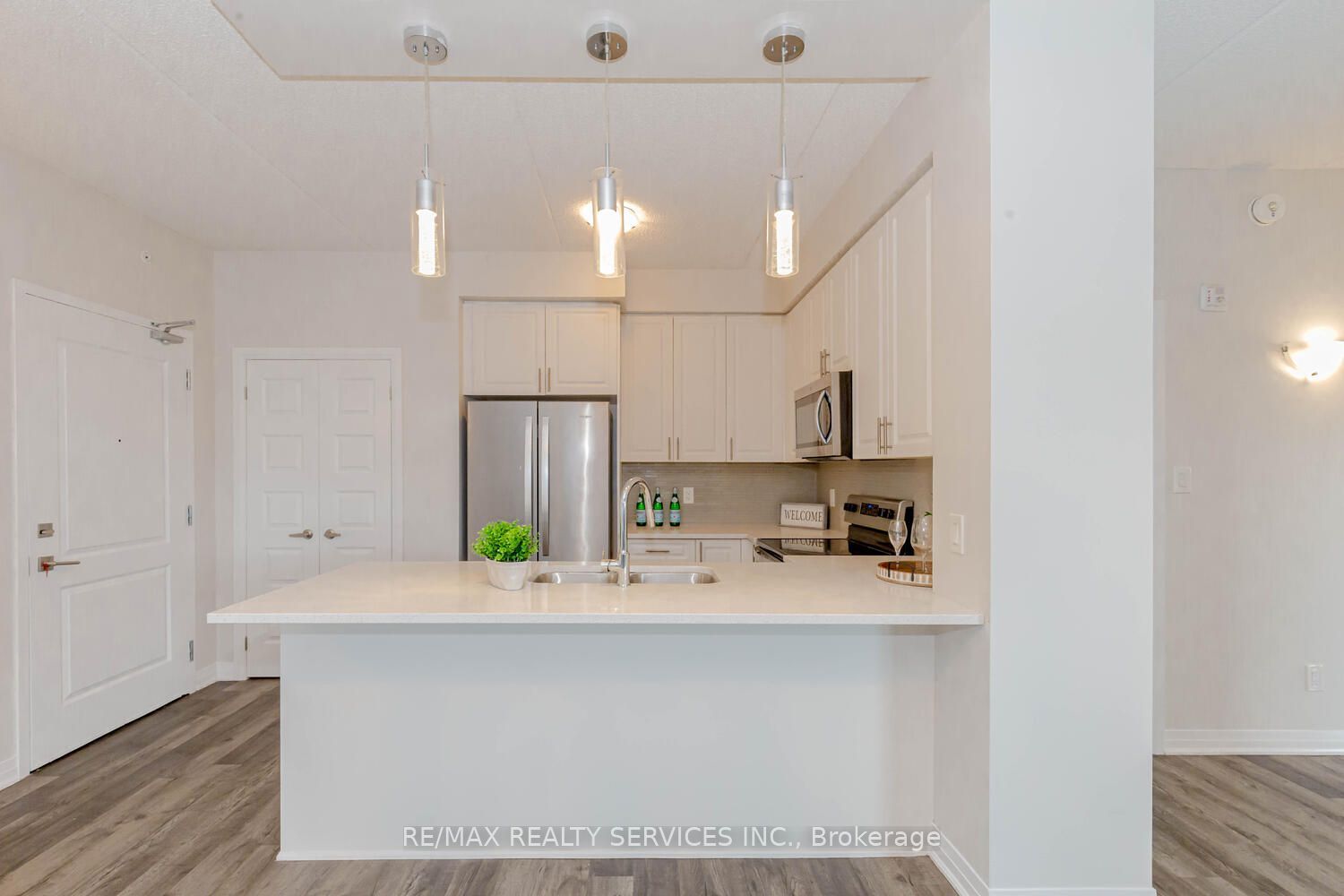 610 Farmstead Drive 420