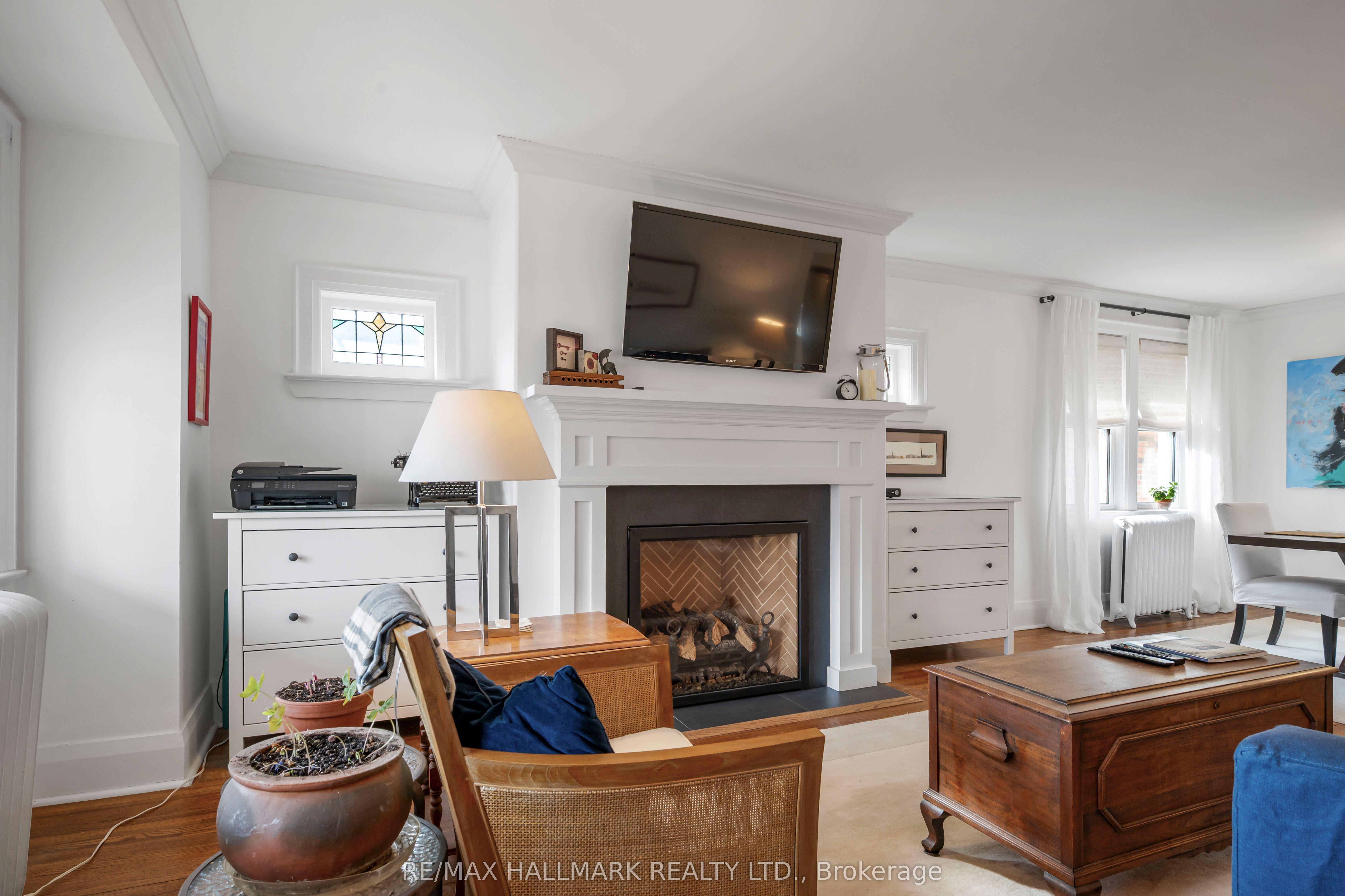 28 Glen Manor Drive Upper