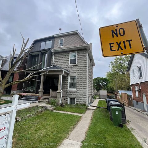 57 Humberside Avenue Toronto ON M6P 1J6