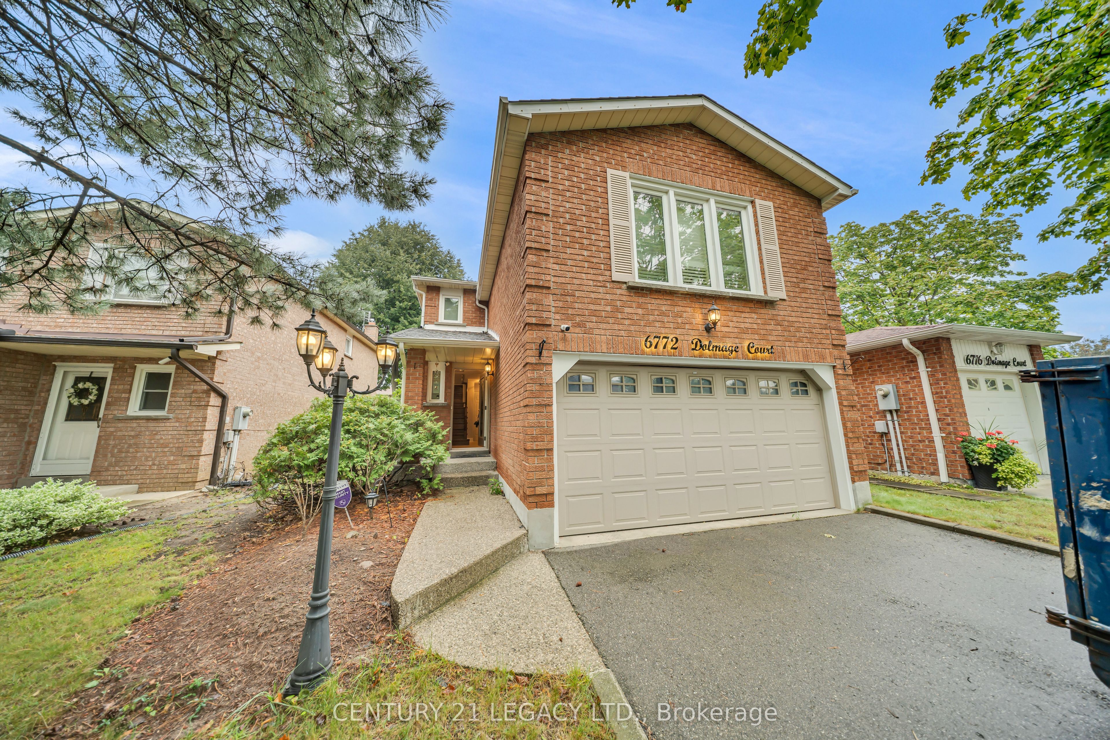 6772 Dolmage Court