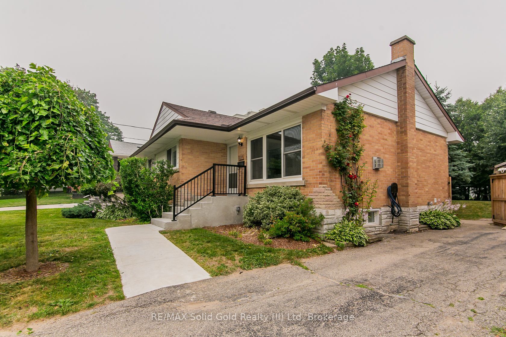 210 Dawson Street