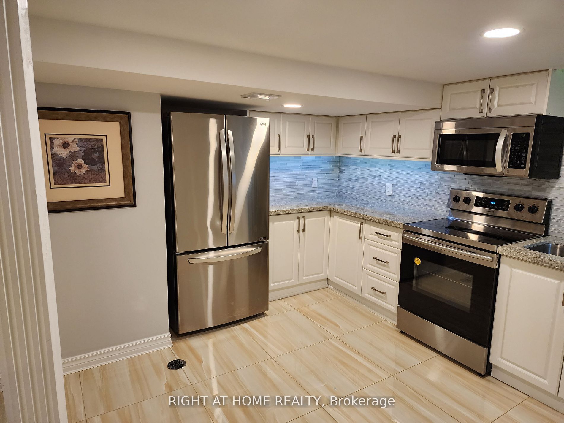 393 Bristol Road E Bsmt