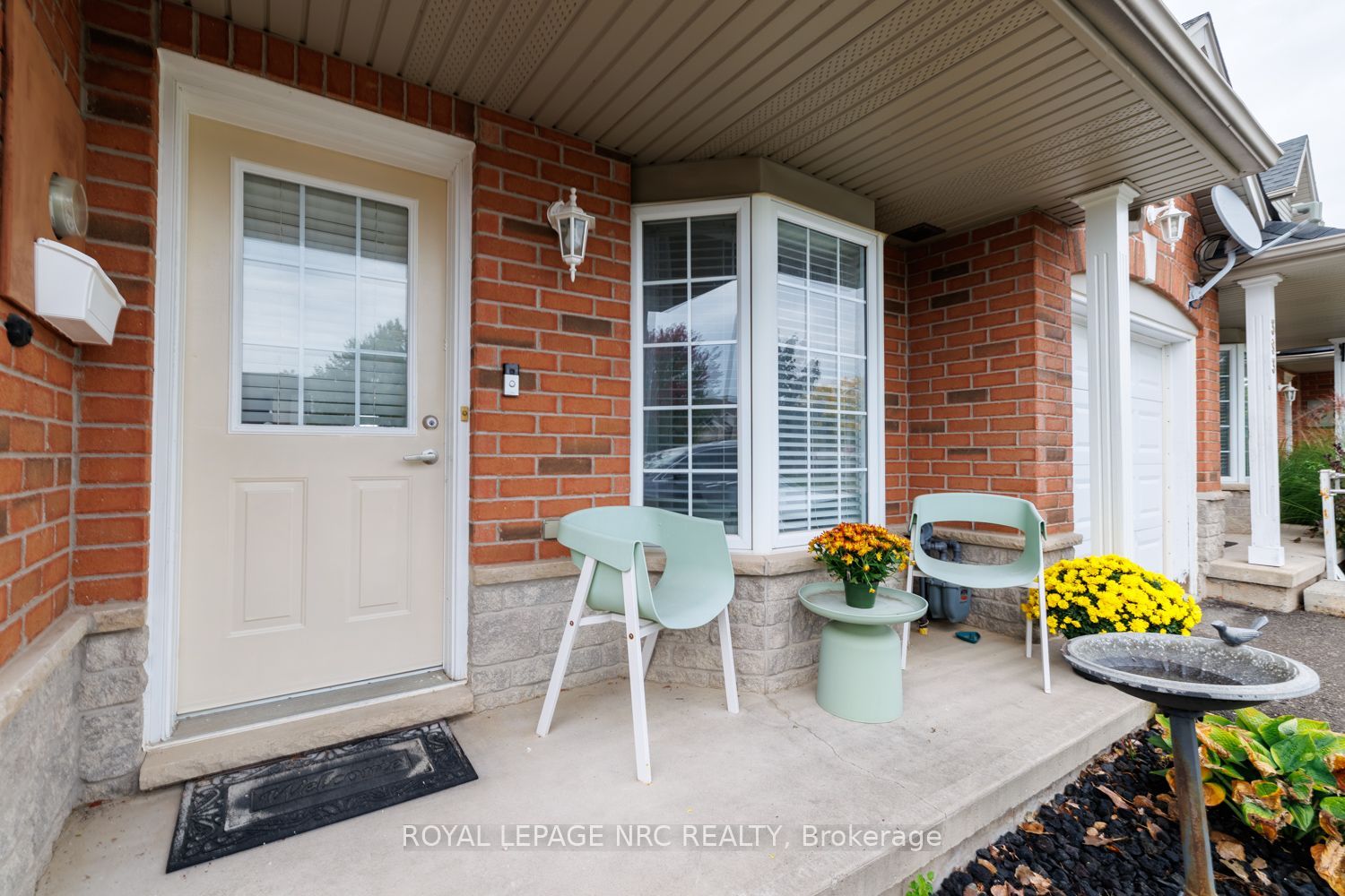 399 Autumn Crescent