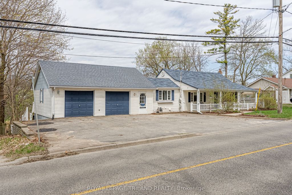 Photo of 3868 Hamilton Road, Thames Centre, ON N0L 1G2 (MLS # X13032324)