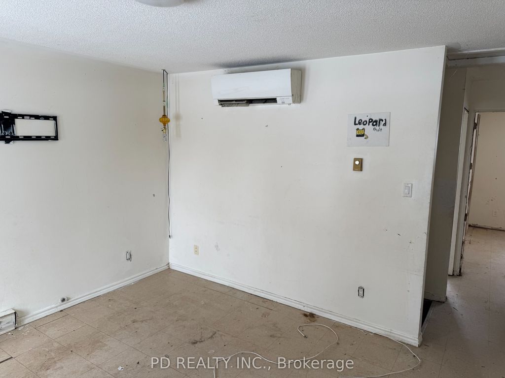 Photo of 831 Milford Drive, Peterborough, ON K9J 8K3 (MLS # X12837470)
