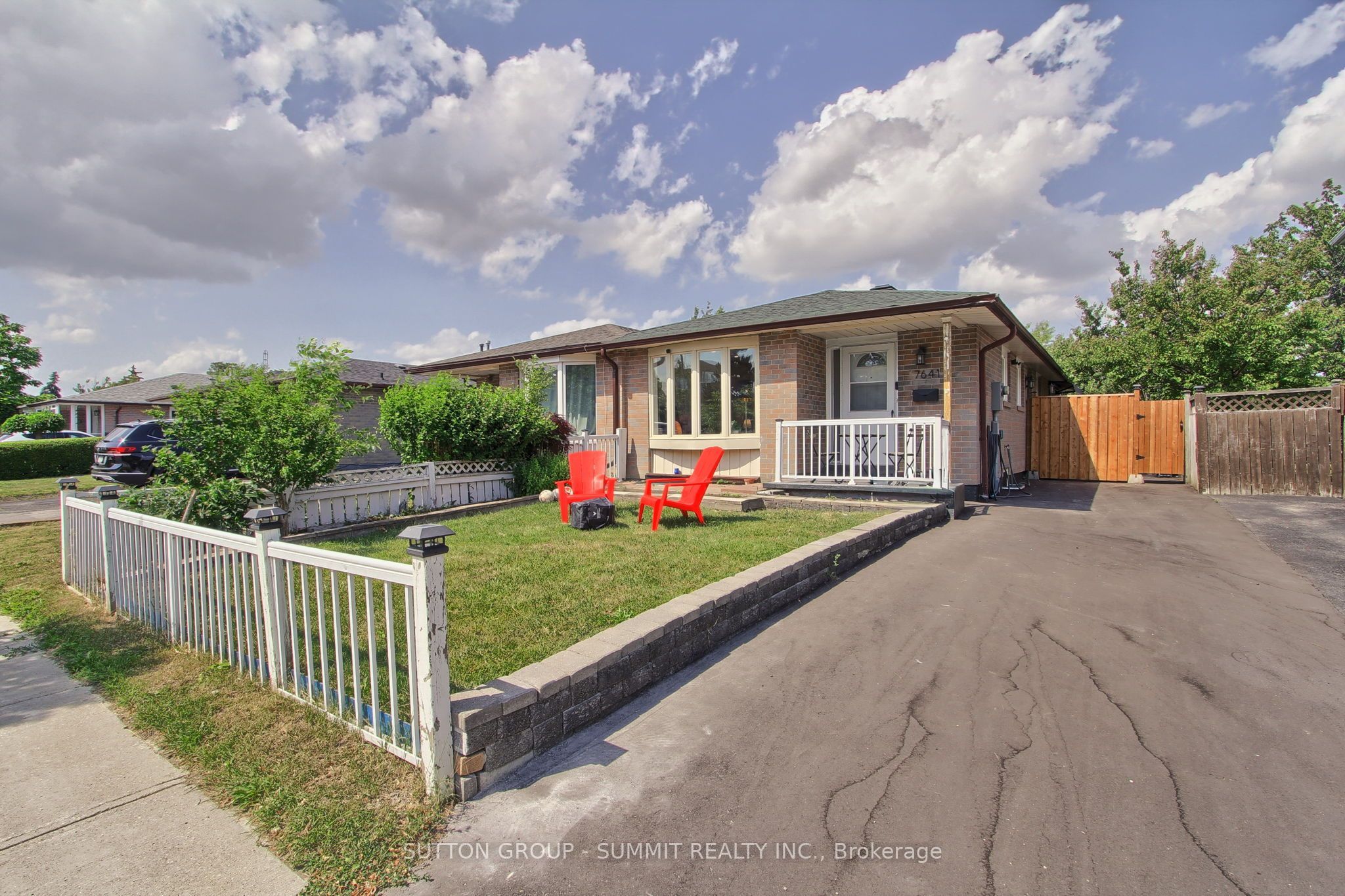 7641 ANAKA Drive
