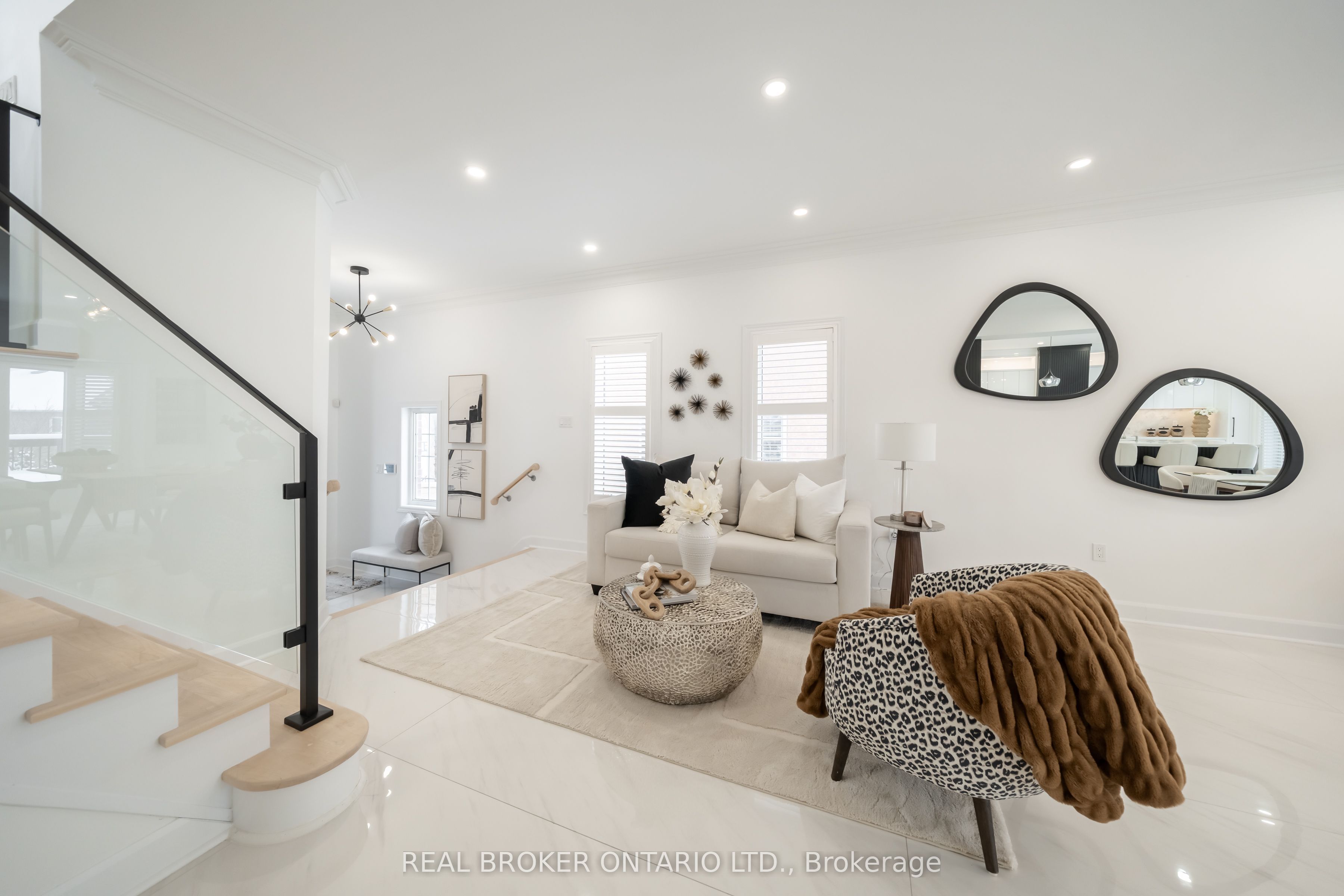 33 Carnoustie Crescent