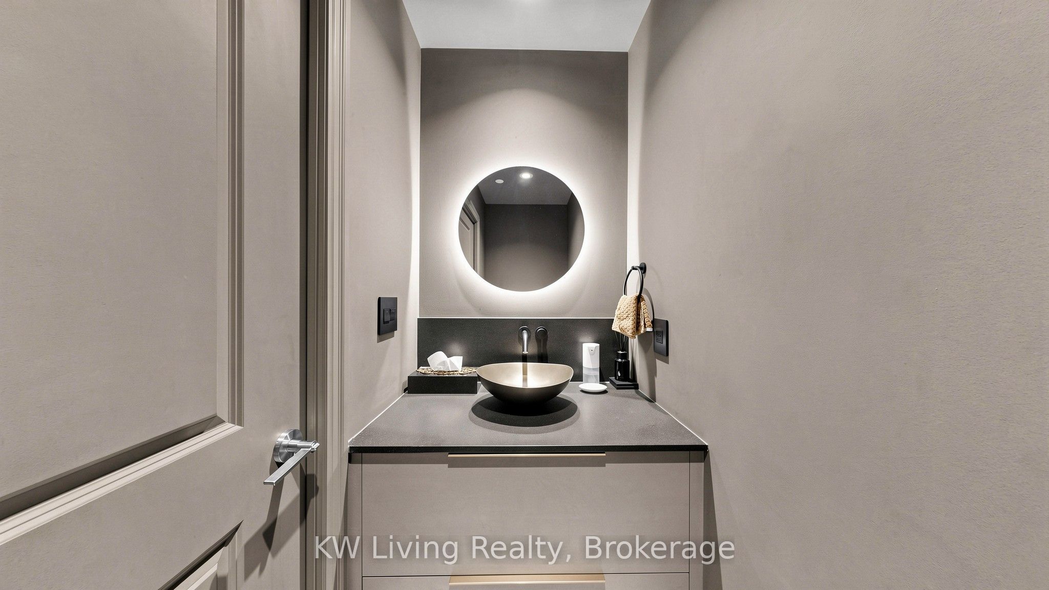 10 Rouge Valley Drive W 105A
