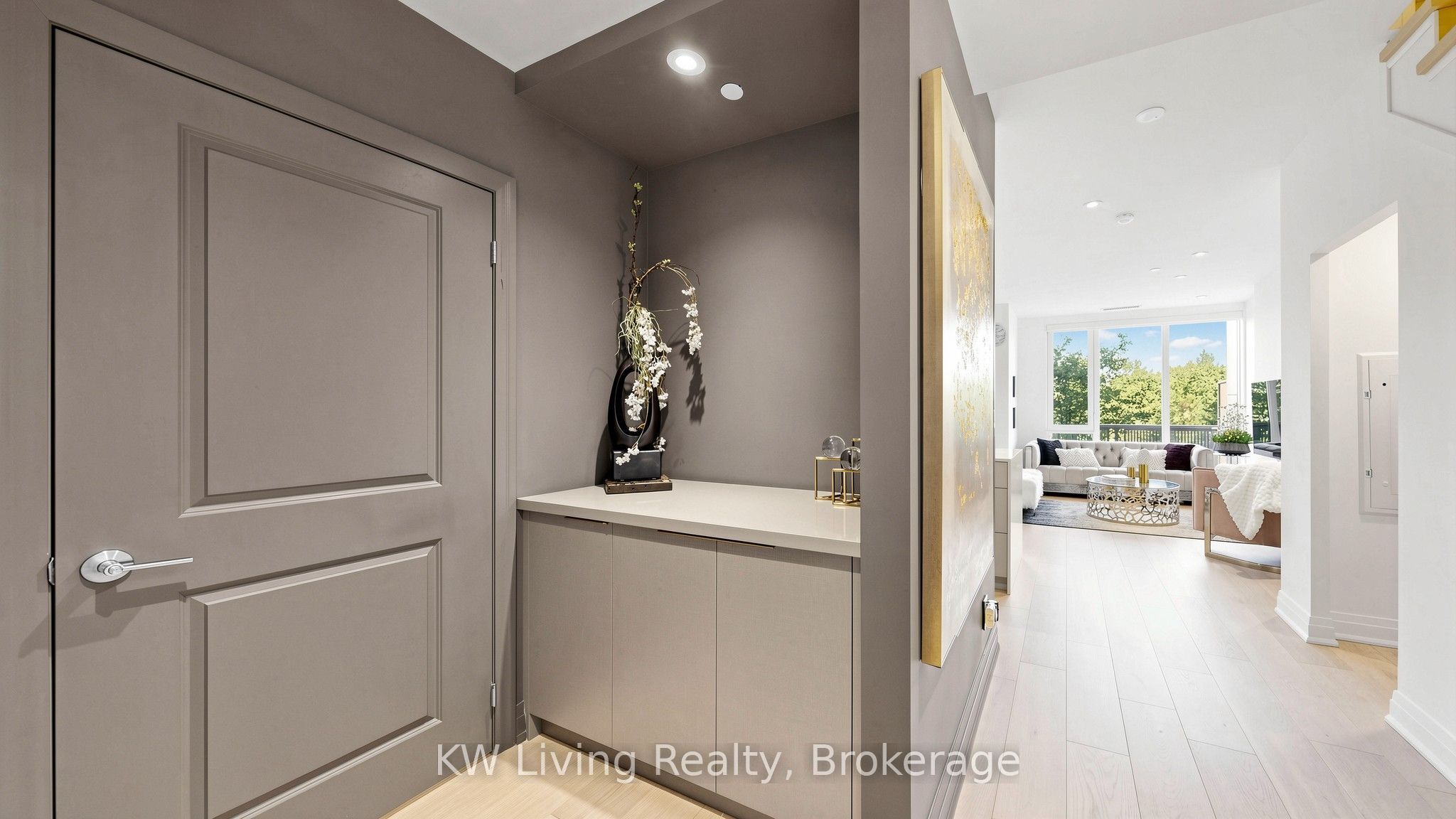 10 Rouge Valley Drive W 105A