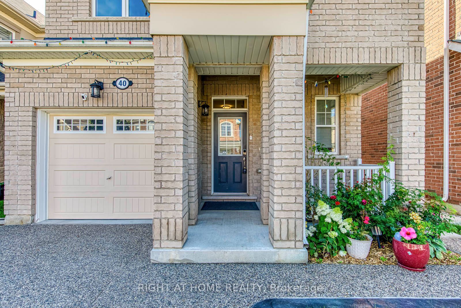 40 Stillwater Crescent