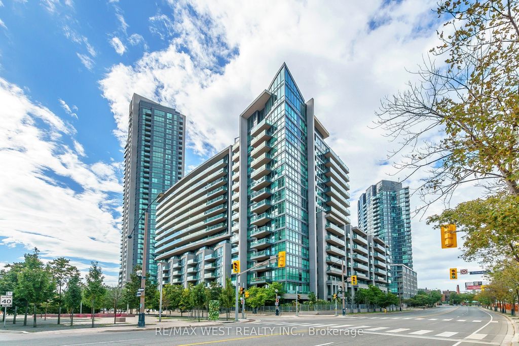 Photo of 209 Fort York Boulevard #465, Toronto, ON M5V 4A1 (MLS # C12498286)
