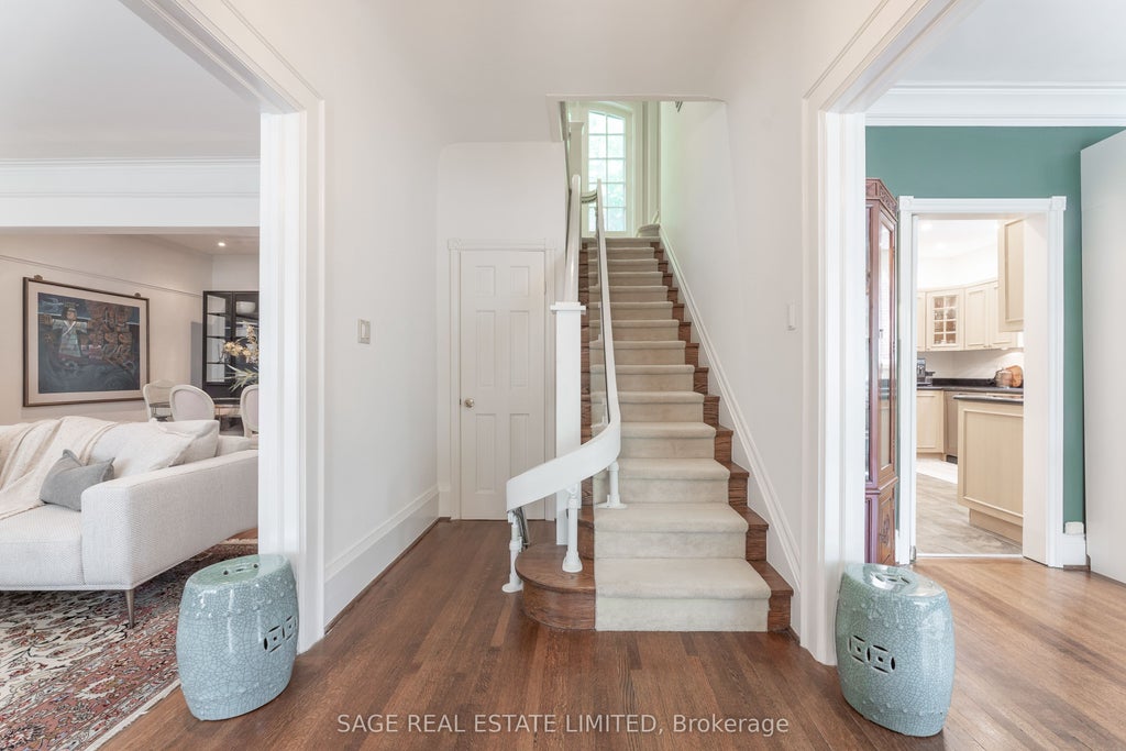 Photo of 43 Oriole Road, Toronto, ON M4V 2E6 (MLS # C13767270)