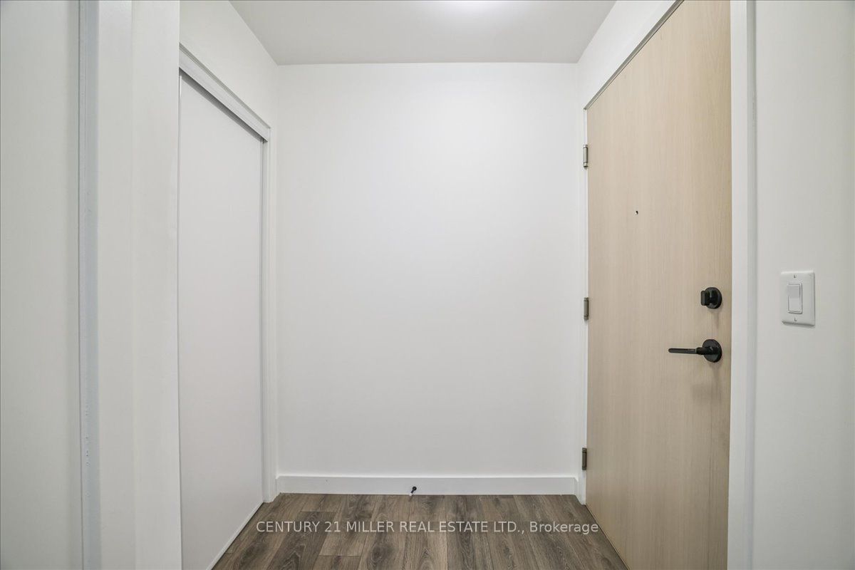 150 Sabina Drive 305