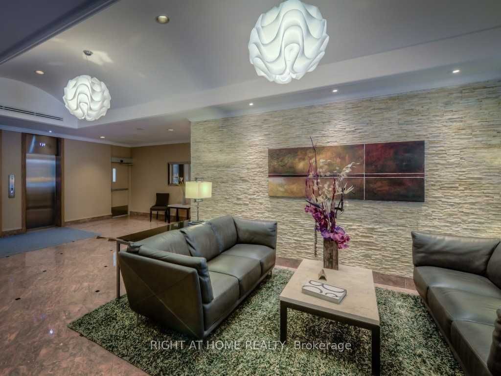 Photo of 45 Carlton Street #607, Toronto, ON M5B 2H9 (MLS # C12700816)